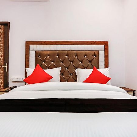 Hotel O Golden Stone Ghaziabad Bagian luar foto