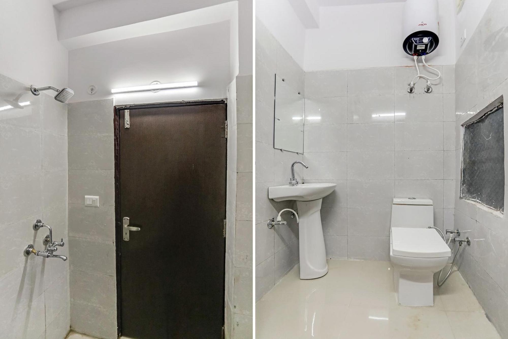 Hotel O Golden Stone Ghaziabad Bagian luar foto